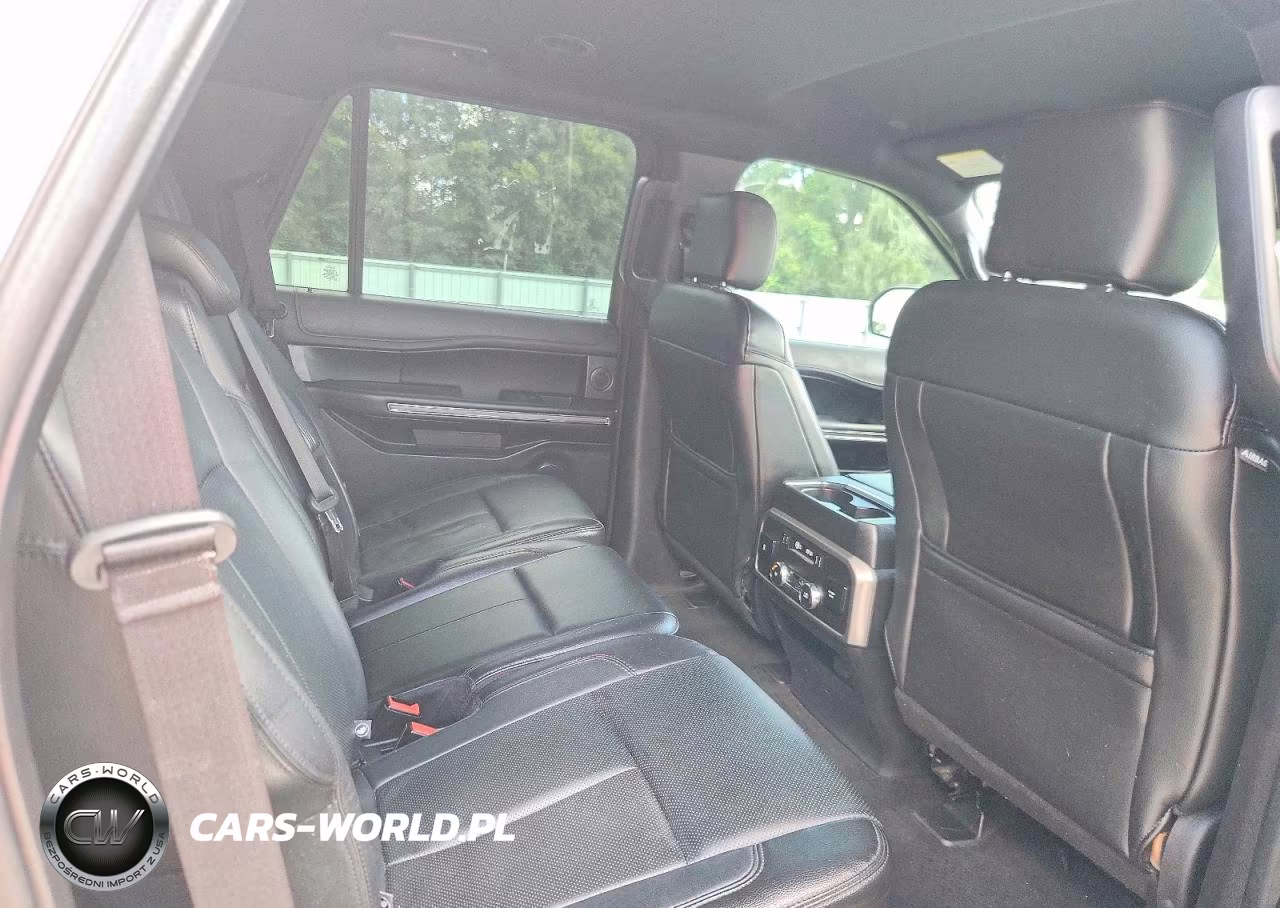 2018 Ford Expedition Xlt VIN:1FMJU1JTXJEA52095 - 11