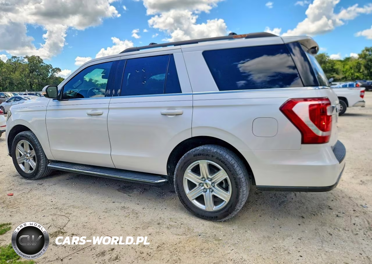 2018 Ford Expedition Xlt VIN:1FMJU1JTXJEA52095 - 2