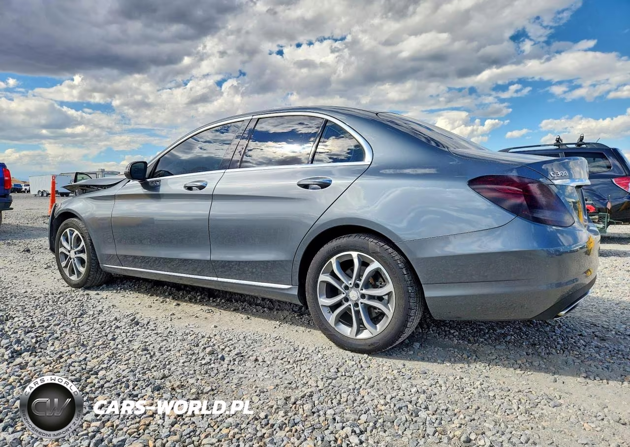 2017 Mercedes-Benz C 300 4Matic VIN:55SWF4KB1HU222072 - 2