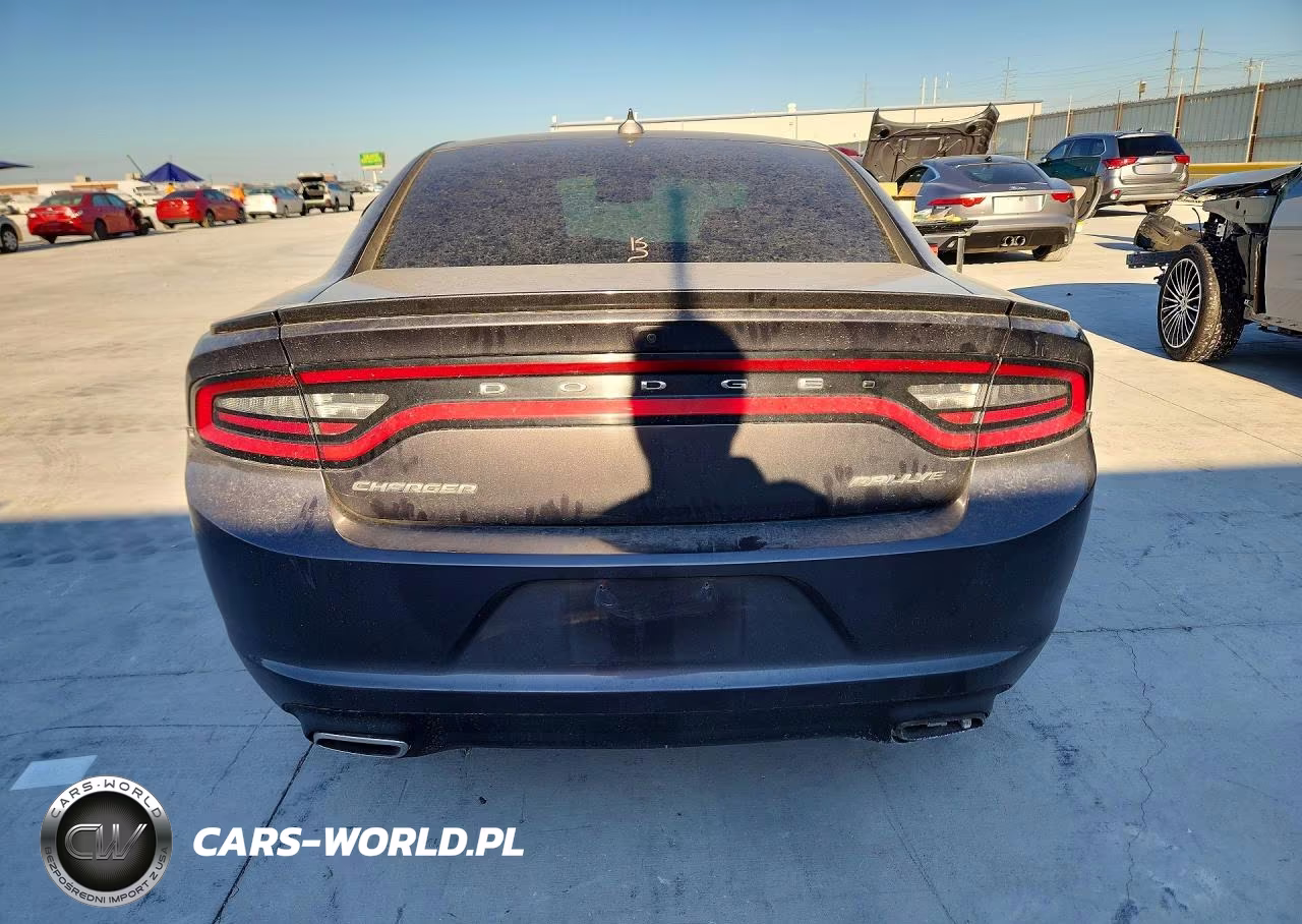 2015 Dodge Charger Sxt VIN:2C3CDXHG8FH886718 - 6