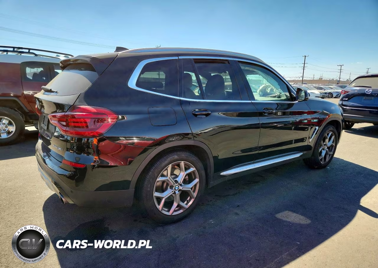 2021 BMW X3 xDrive30I VIN:5UXTY5C07M9E14667 - 3