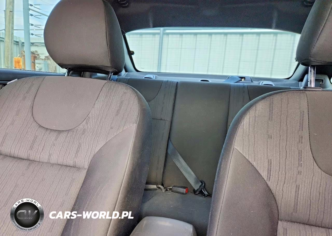 2008 Ford Focus Se VIN:1FAHP35N38W270620 - 10