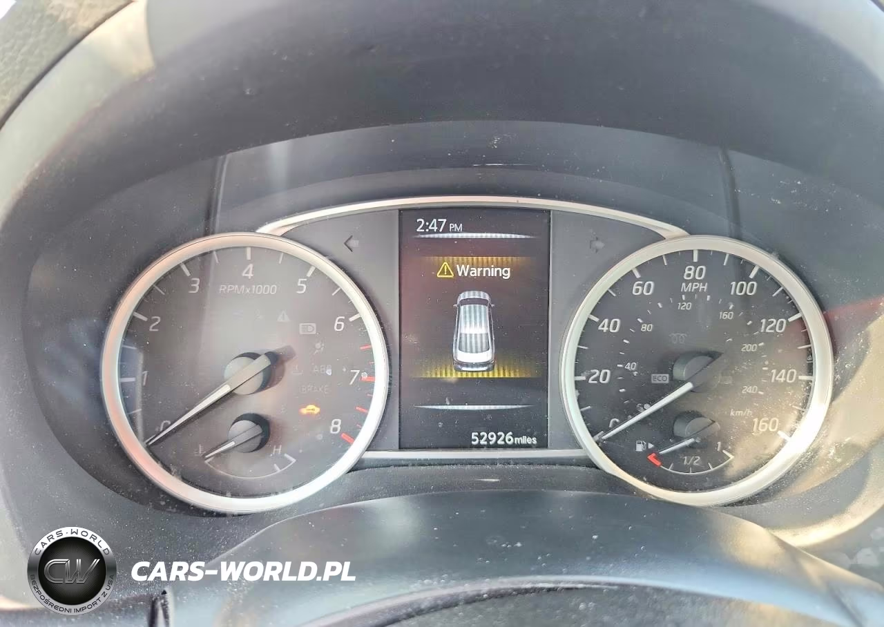 2018 Nissan Sentra S VIN:3N1AB7AP4JY219749 - 9