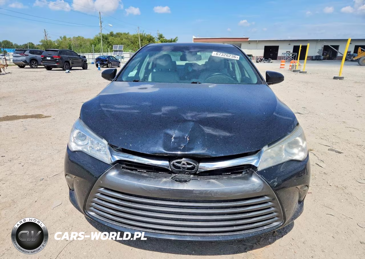 2017 Toyota Camry Xle VIN:4T1BF1FK3HU735433 - 5