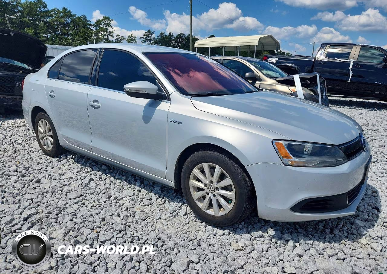 2013 Volkswagen Jetta Hybrid VIN:3VW637AJ1DM306917 - 4