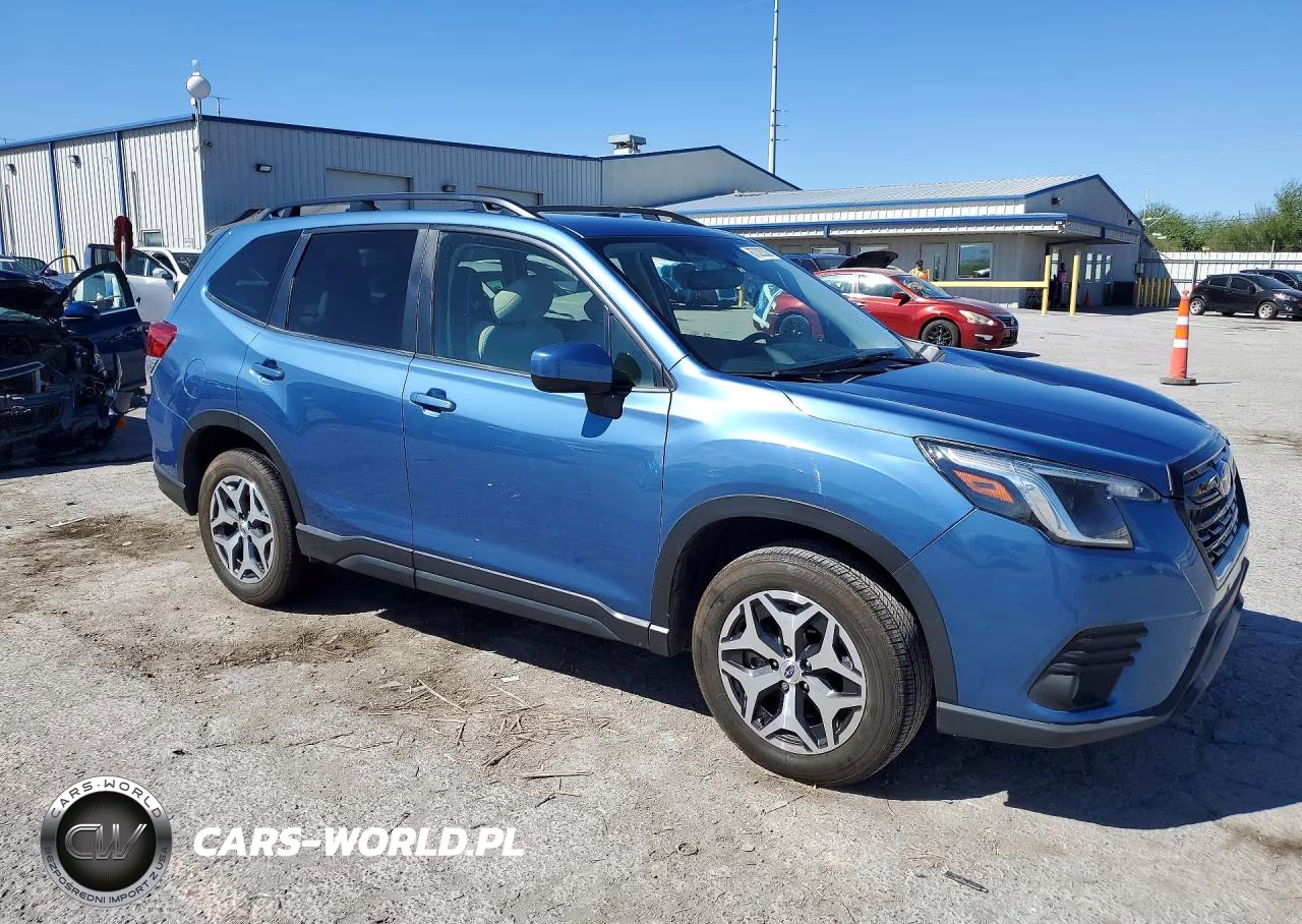 2024 Subaru Forester Premium VIN:JF2SKACC5RH505546 - 4