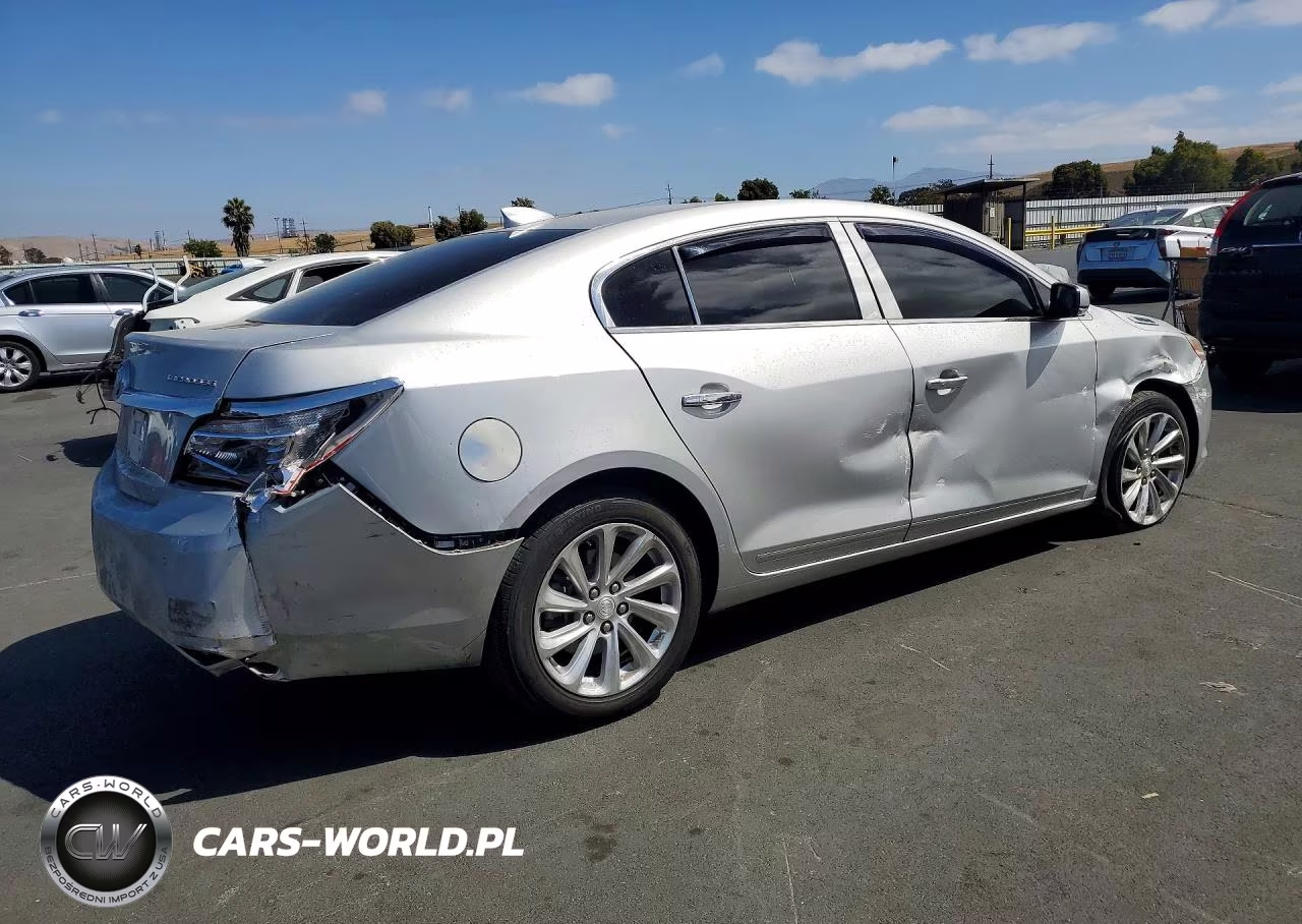 2015 Buick Lacrosse VIN:1G4GB5G34FF113103 - 3
