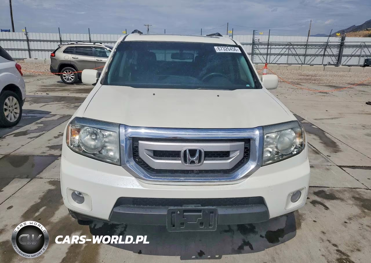 2011 Honda Pilot Touring VIN:5FNYF4H91BB066475 - 5