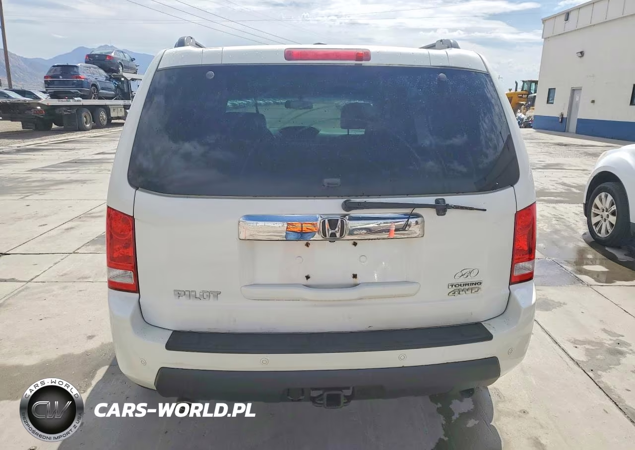 2011 Honda Pilot Touring VIN:5FNYF4H91BB066475 - 6