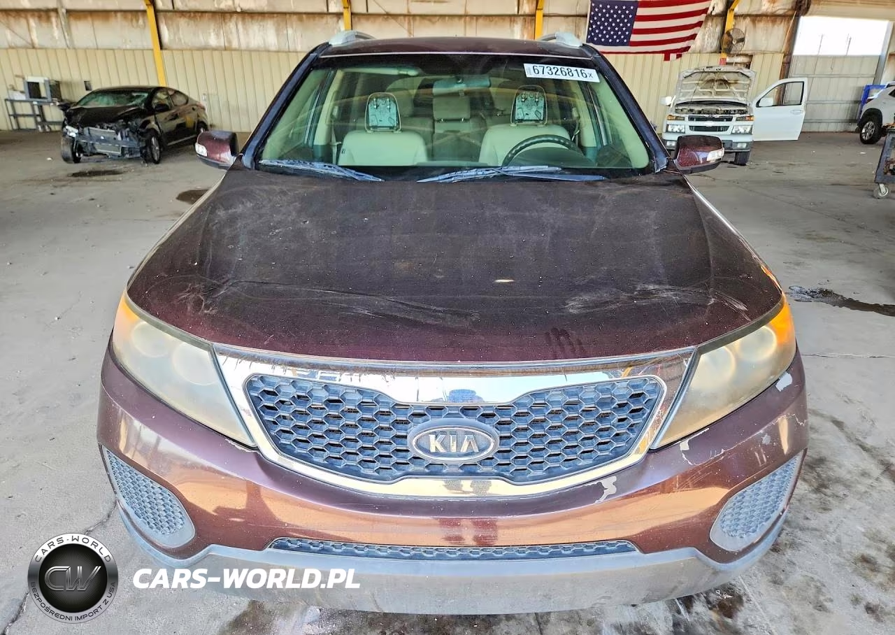 2012 Kia Sorento Lx VIN:5XYKT4A2XCG287434 - 5