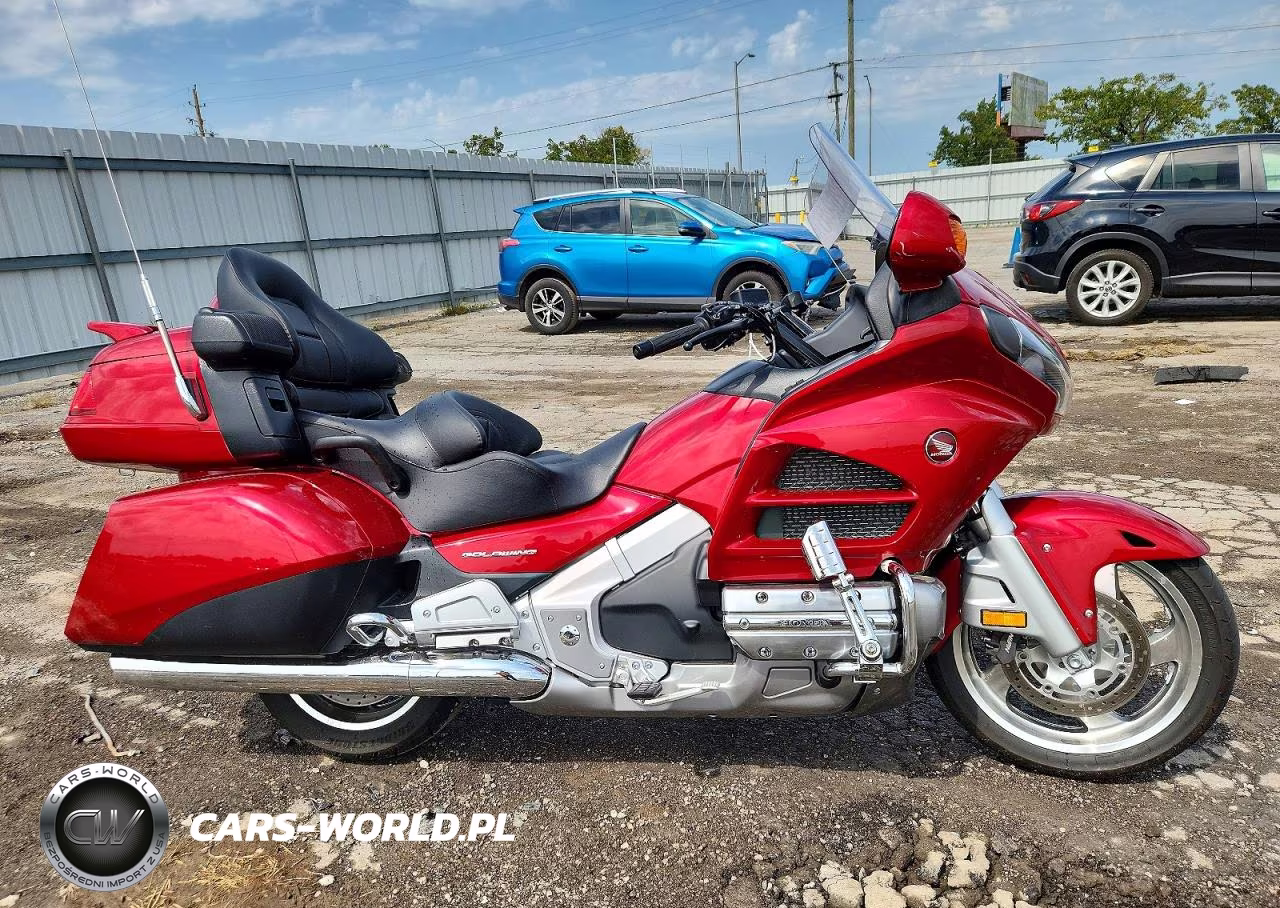 2016 Honda Gl1800 VIN:JH2SC68G8GK400107 - 1