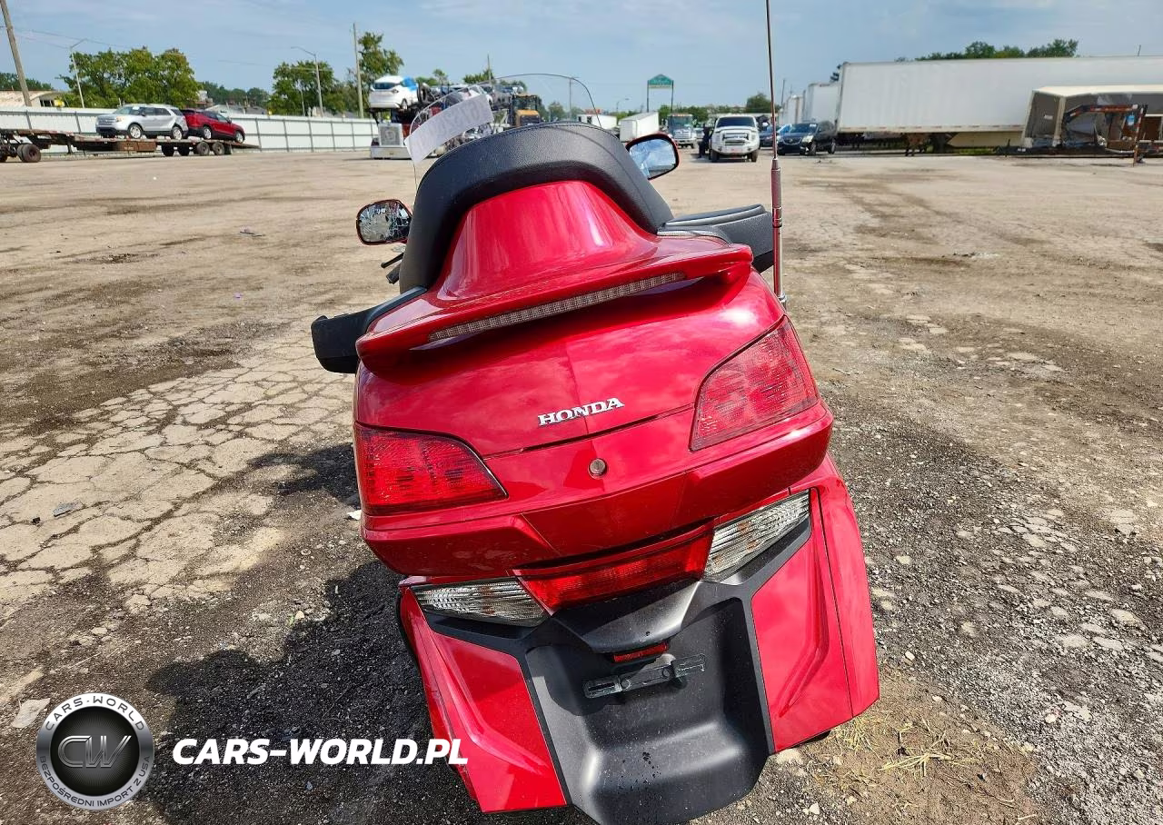 2016 Honda Gl1800 VIN:JH2SC68G8GK400107 - 4