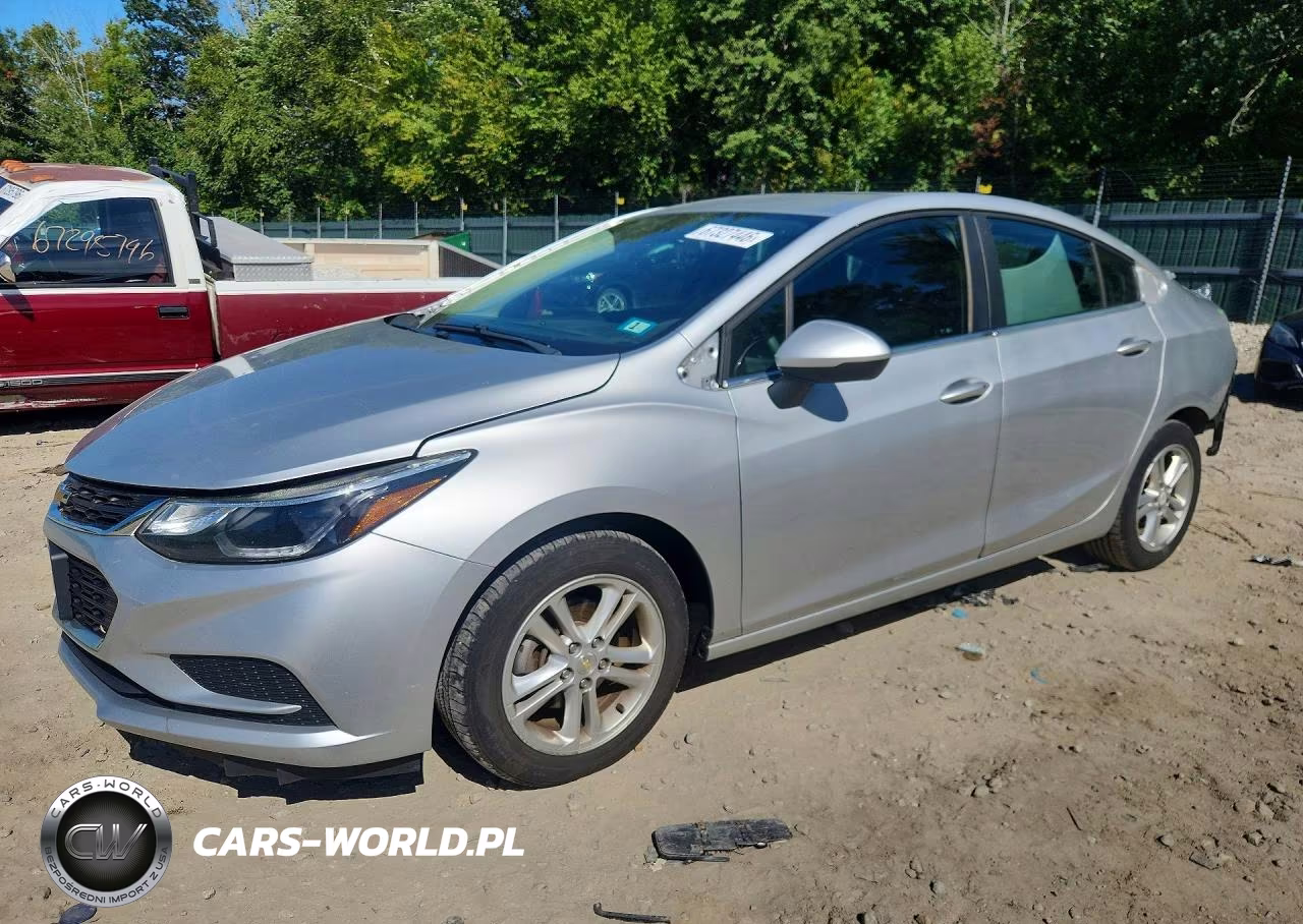 2018 Chevrolet Cruze Lt – zdjęcie 1 z 13