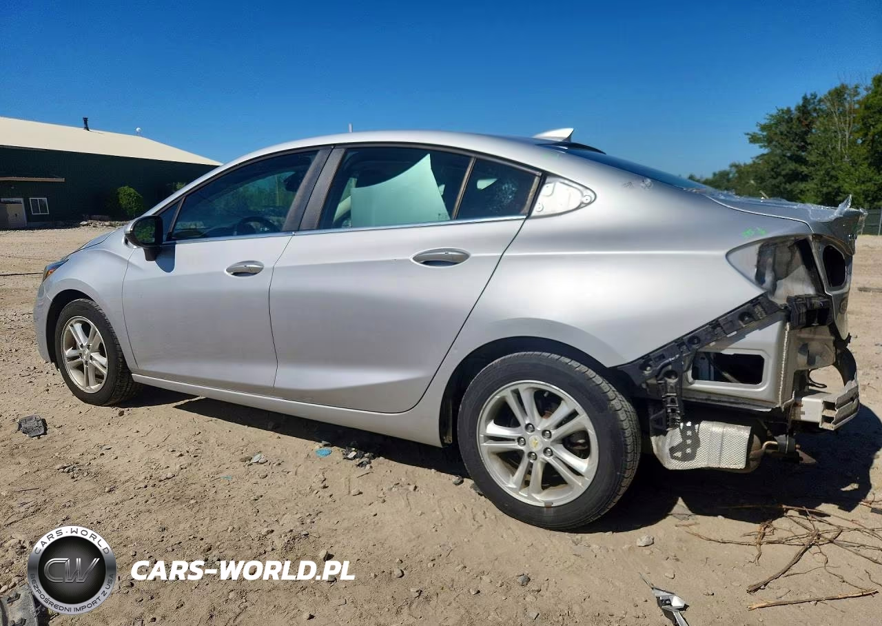 2018 Chevrolet Cruze Lt VIN:1G1BE5SM0J7244062 - 2