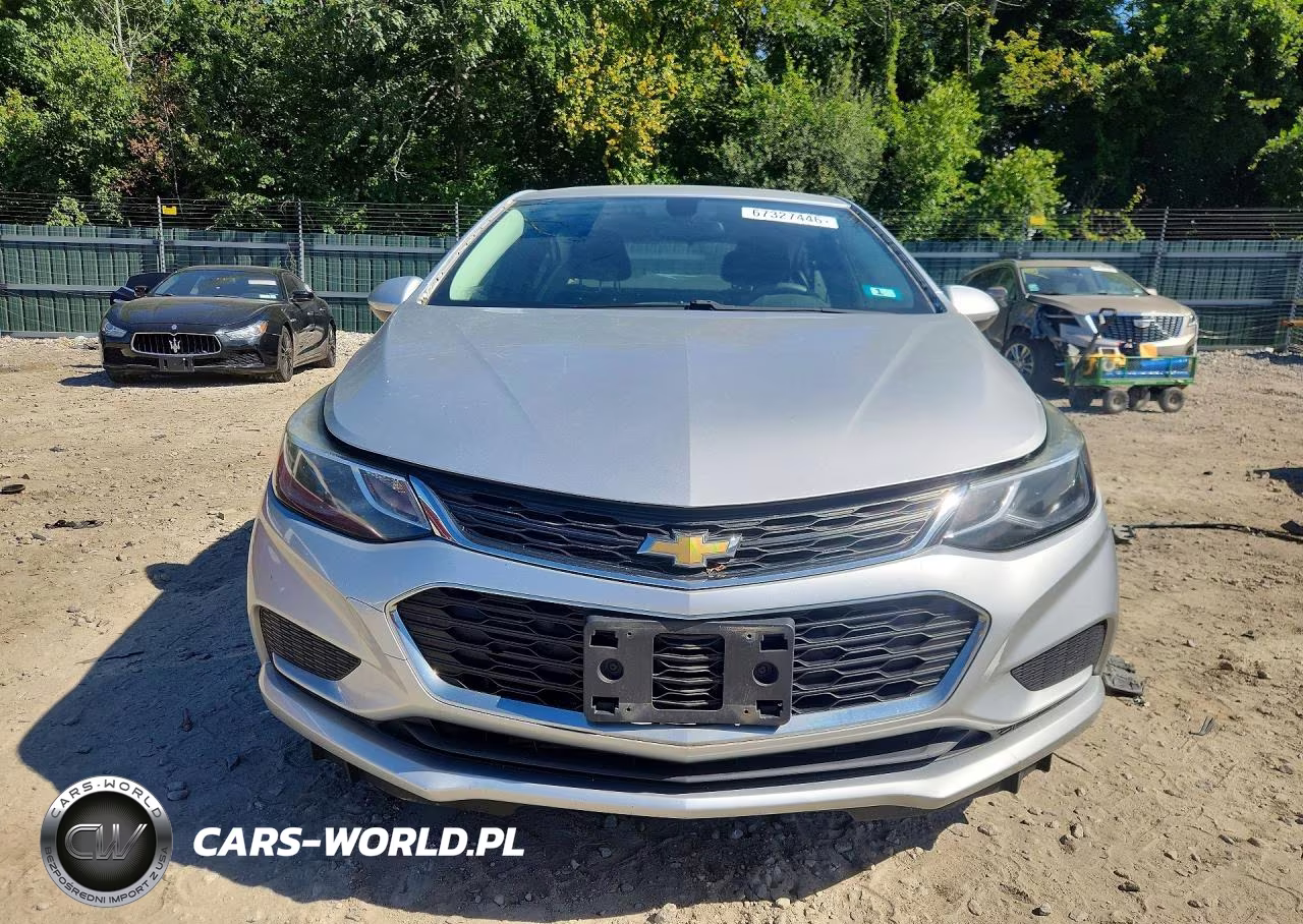 2018 Chevrolet Cruze Lt VIN:1G1BE5SM0J7244062 - 5