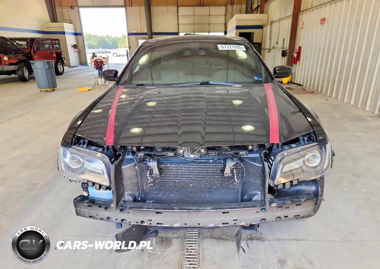 2015 Chrysler 300 S VIN:2C3CCAGG3FH739563 - 5