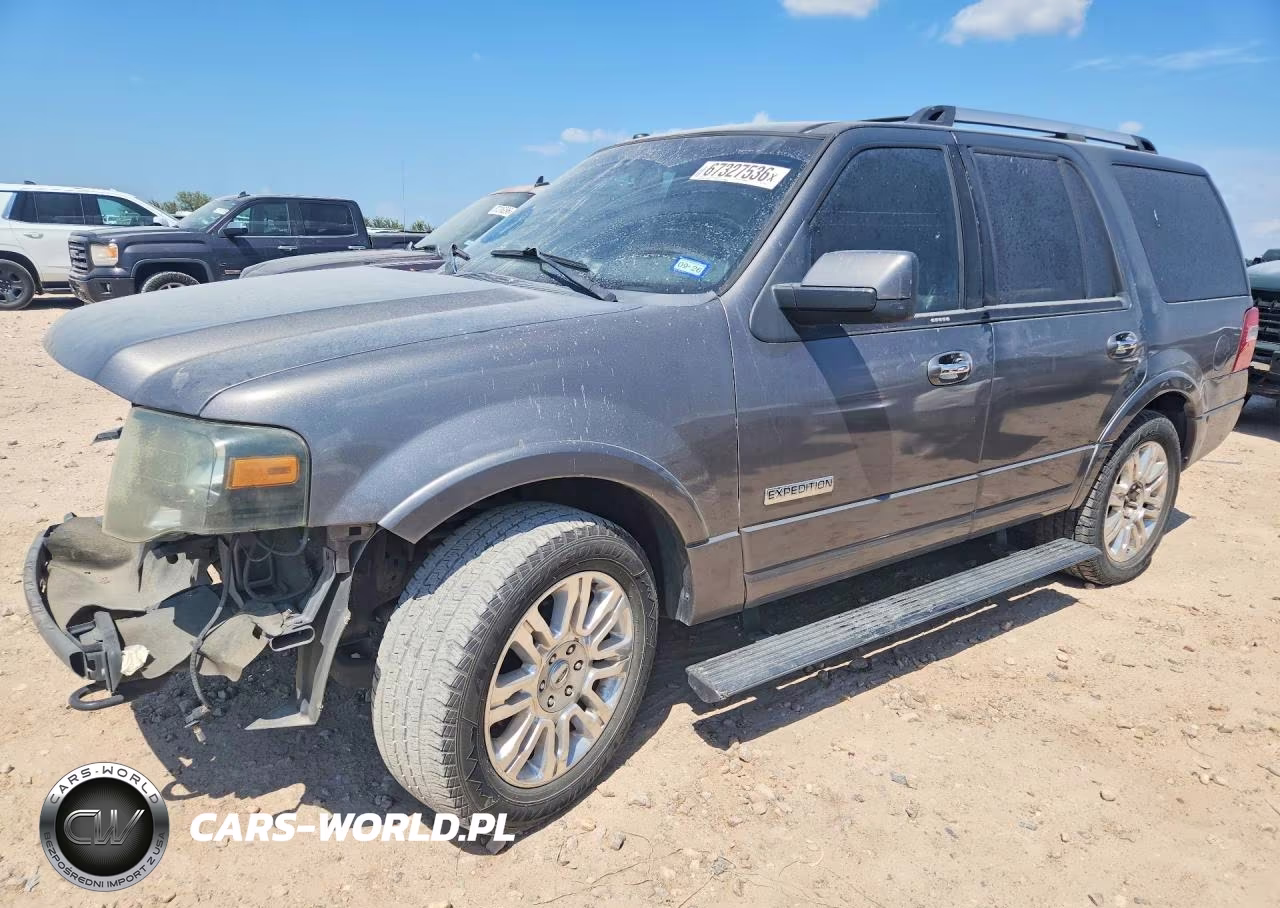 2011 Ford Expedition Limited VIN:1FMJU2A57BEF06358 - 1