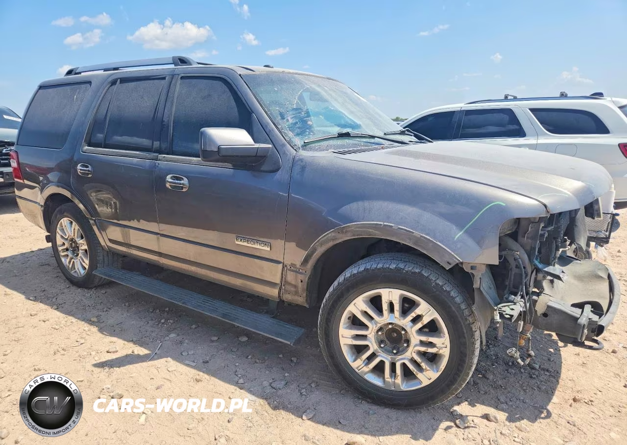2011 Ford Expedition Limited VIN:1FMJU2A57BEF06358 - 4