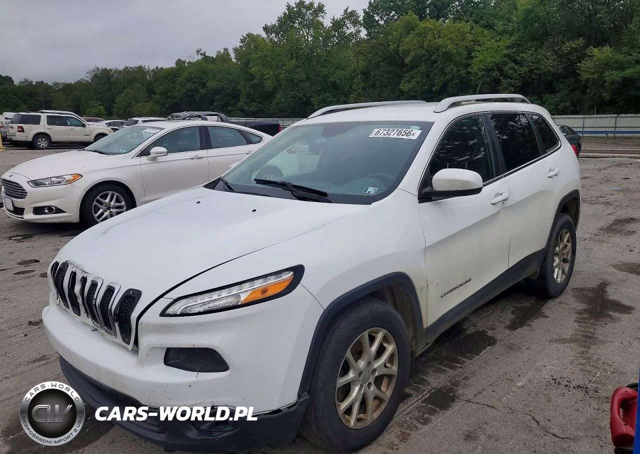 2015 Jeep Cheeroke VIN:1C4PJMCB3FW765144 - 2