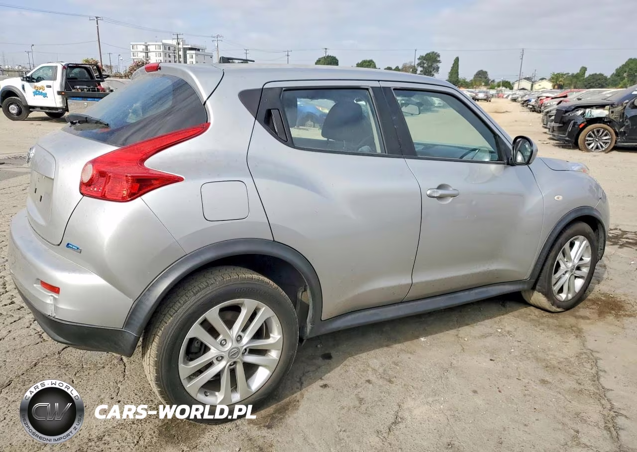 2012 Nissan Juke S VIN:JN8AF5MR8CT109936 - 3