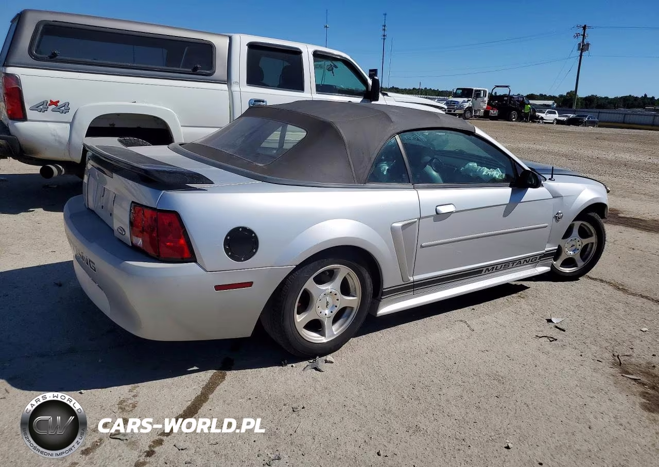 2004 Ford Mustang VIN:1FAFP44684F192692 - 3