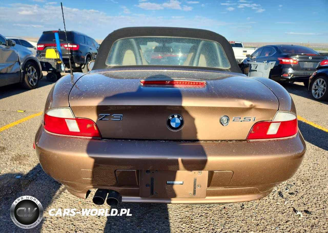 2001 BMW Z3 2.5 VIN:WBACN33401LM03892 - 6