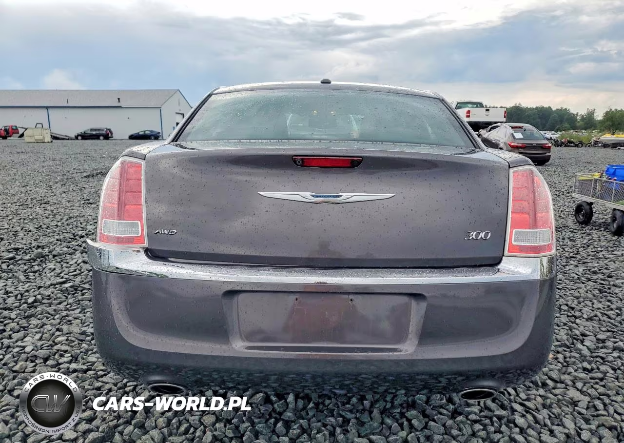 2013 Chrysler 300 VIN:2C3CCARG0DH581161 - 6