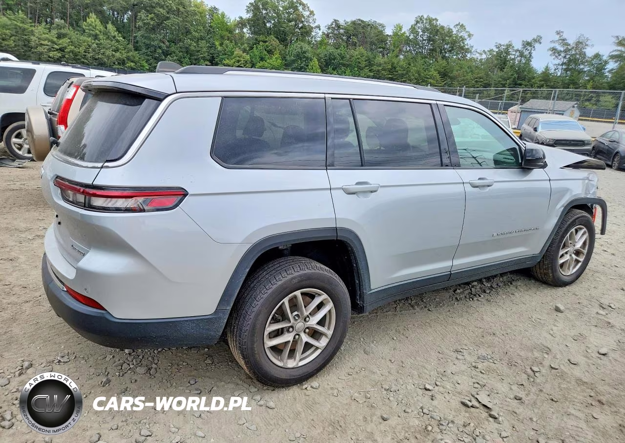 2024 Jeep Grand Cherokee L Laredo VIN:1C4RJKAG0R8917935 - 3