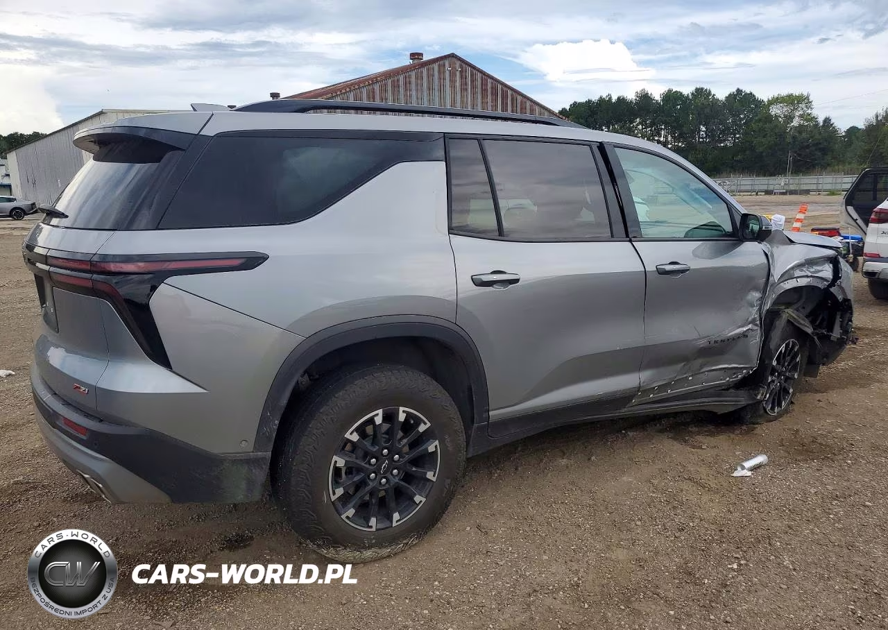 2024 Chevrolet Traverse Lt Z71 VIN:1GNEVJKS6RJ165013 - 3