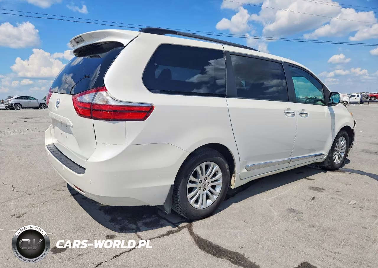 2017 Toyota Sienna Xle Premium 8-Passenger VIN:5TDYZ3DC4HS797960 - 3