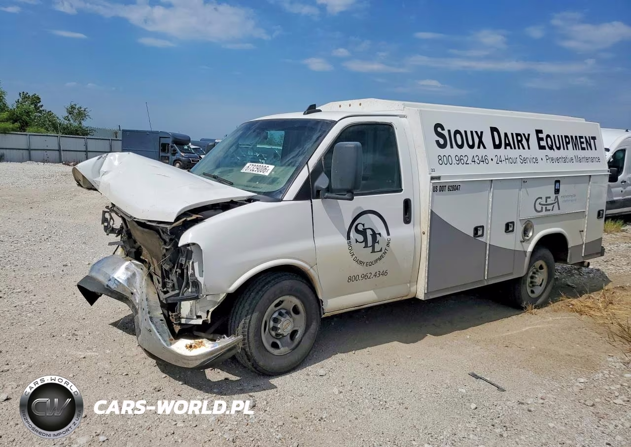 2021 Chevrolet G3500 VIN:1GB0GRF78M1310115 - 1