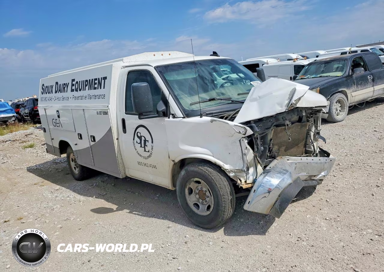 2021 Chevrolet G3500 VIN:1GB0GRF78M1310115 - 4