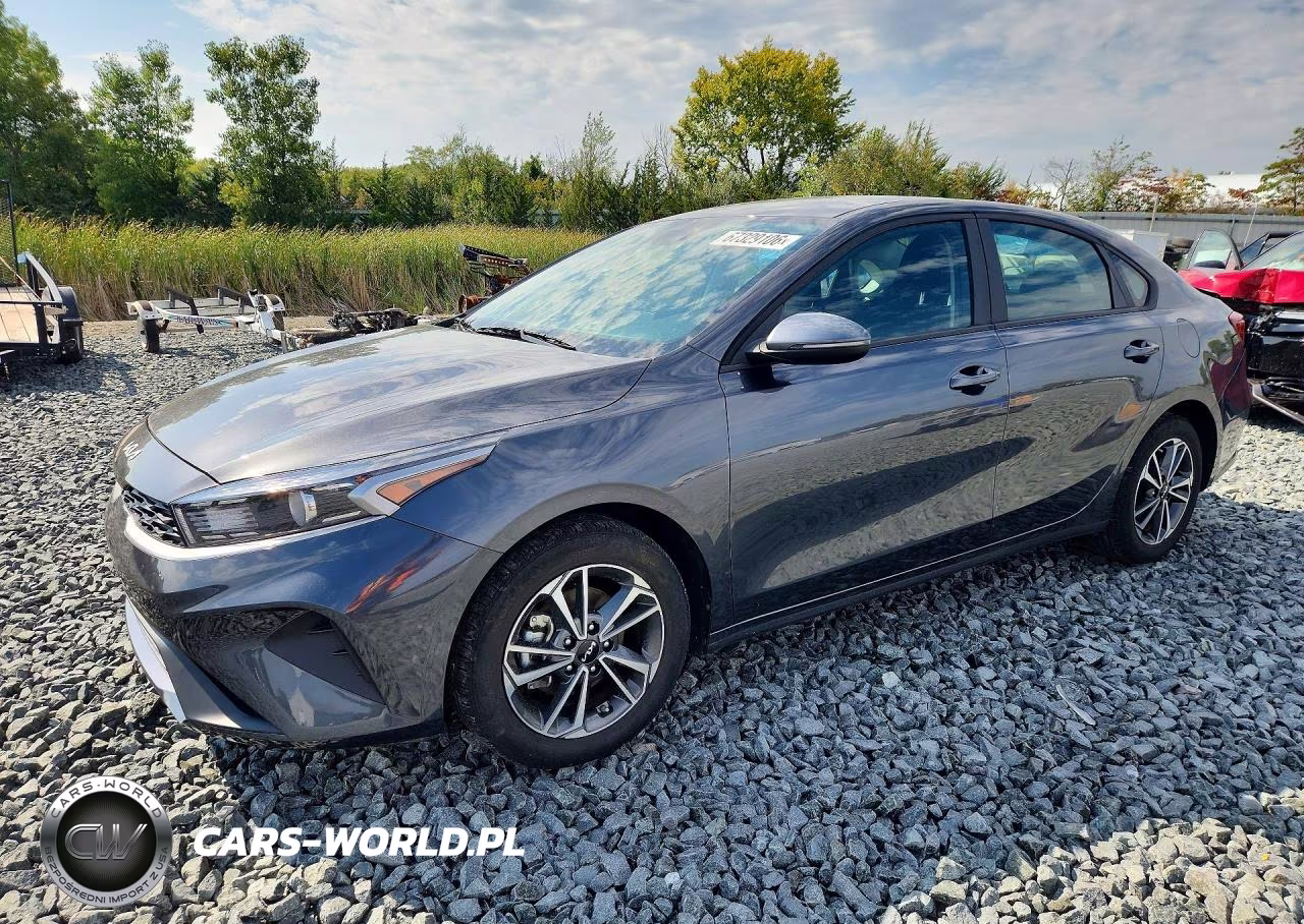 2024 Kia Forte Lxs VIN:3KPF24AD1RE773139 - 1
