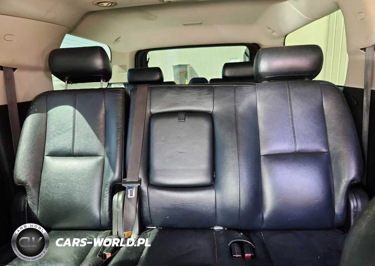 2007 Chevrolet Suburban C1500 VIN:1GNFC16087J248510 - 10