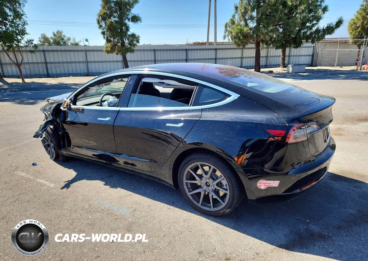 2018 Tesla Model 3 VIN:5YJ3E1EA2JF010098 - 2