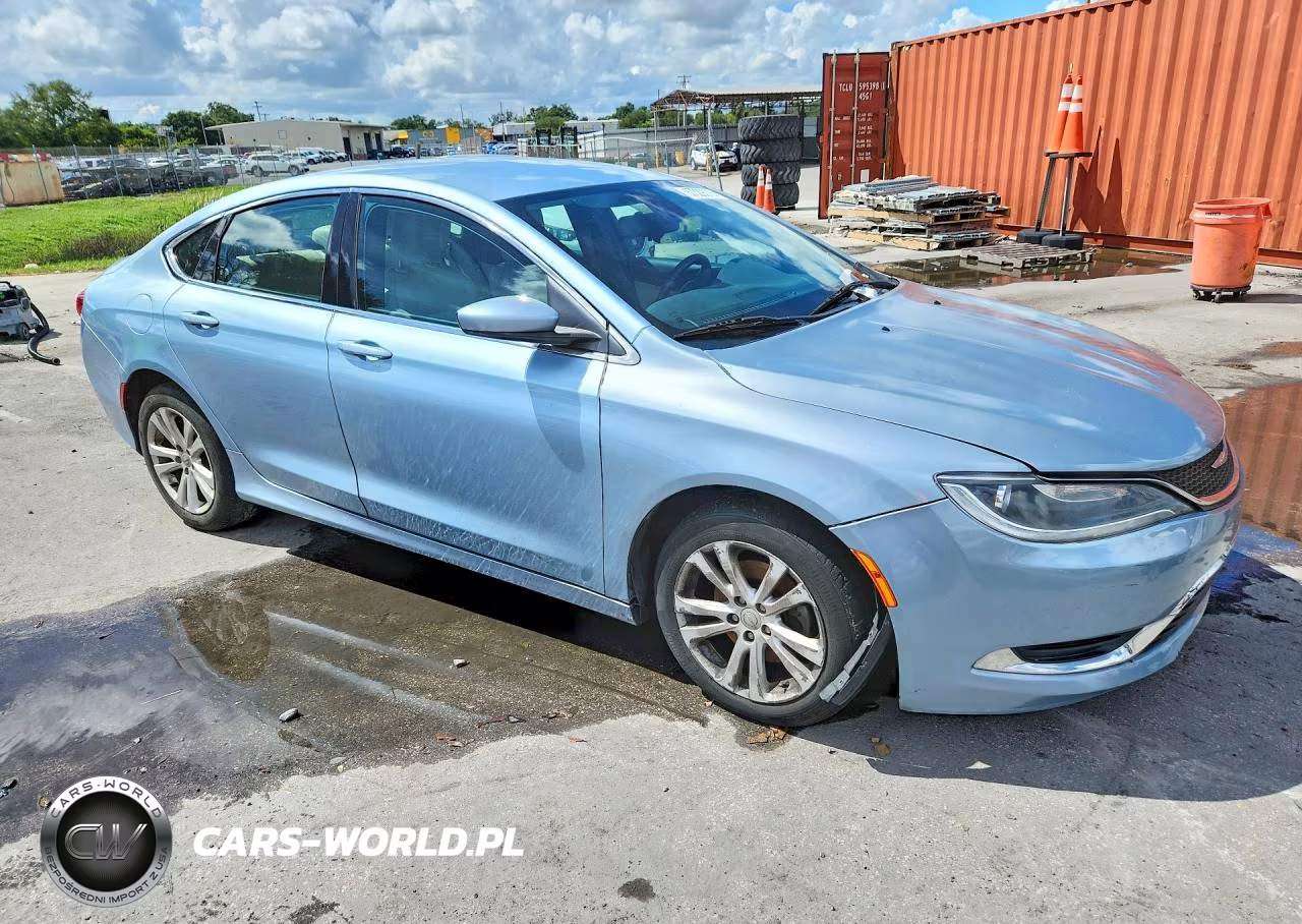 2015 Chrysler 200 Limited VIN:1C3CCCAB4FN760938 - 4