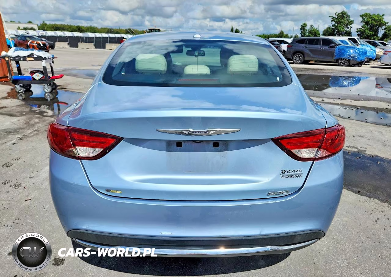 2015 Chrysler 200 Limited VIN:1C3CCCAB4FN760938 - 6