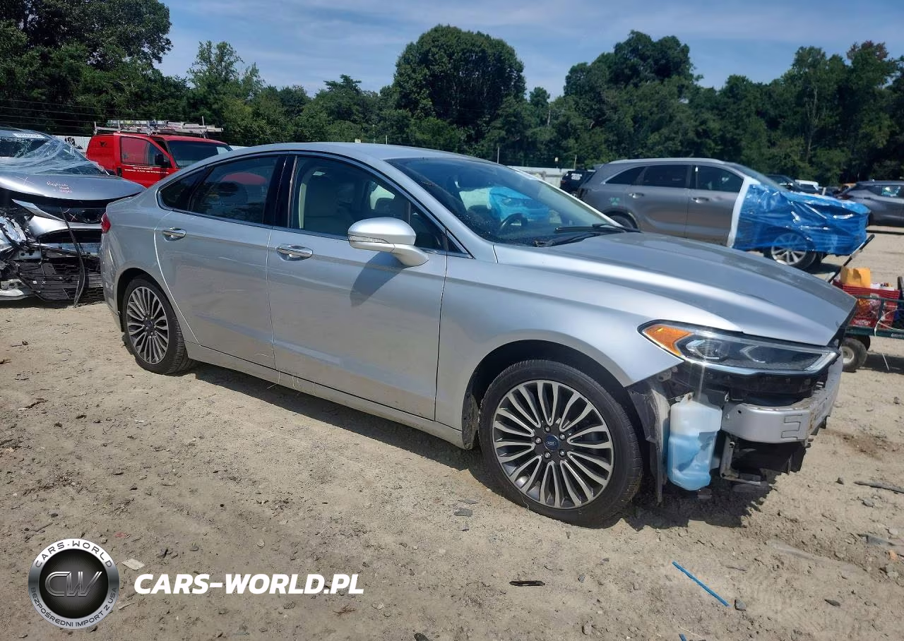 2018 Ford Fusion Titanium VIN:3FA6P0RU9JR247259 - 4