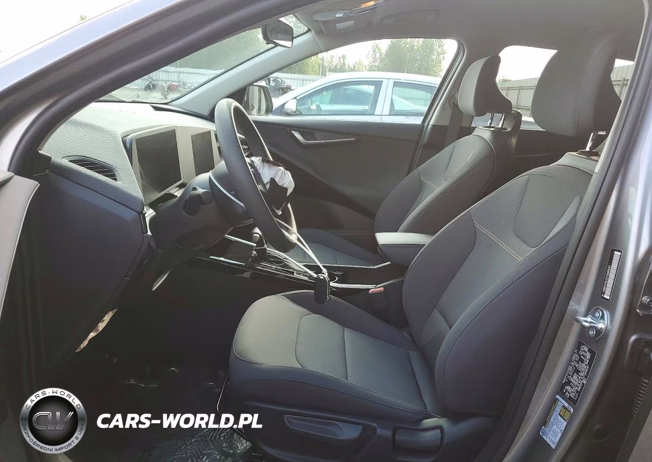 2026 Kia Niro Lx VIN:KNDCP3LE2T5389197 - 7
