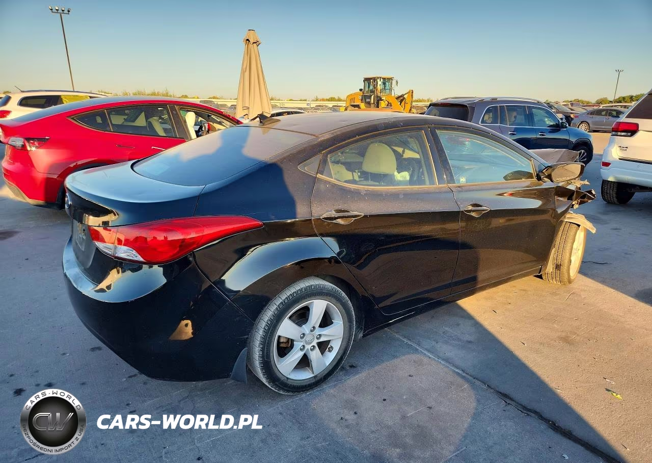 2013 Hyundai Elantra Gls VIN:KMHDH4AEXDU891033 - 3