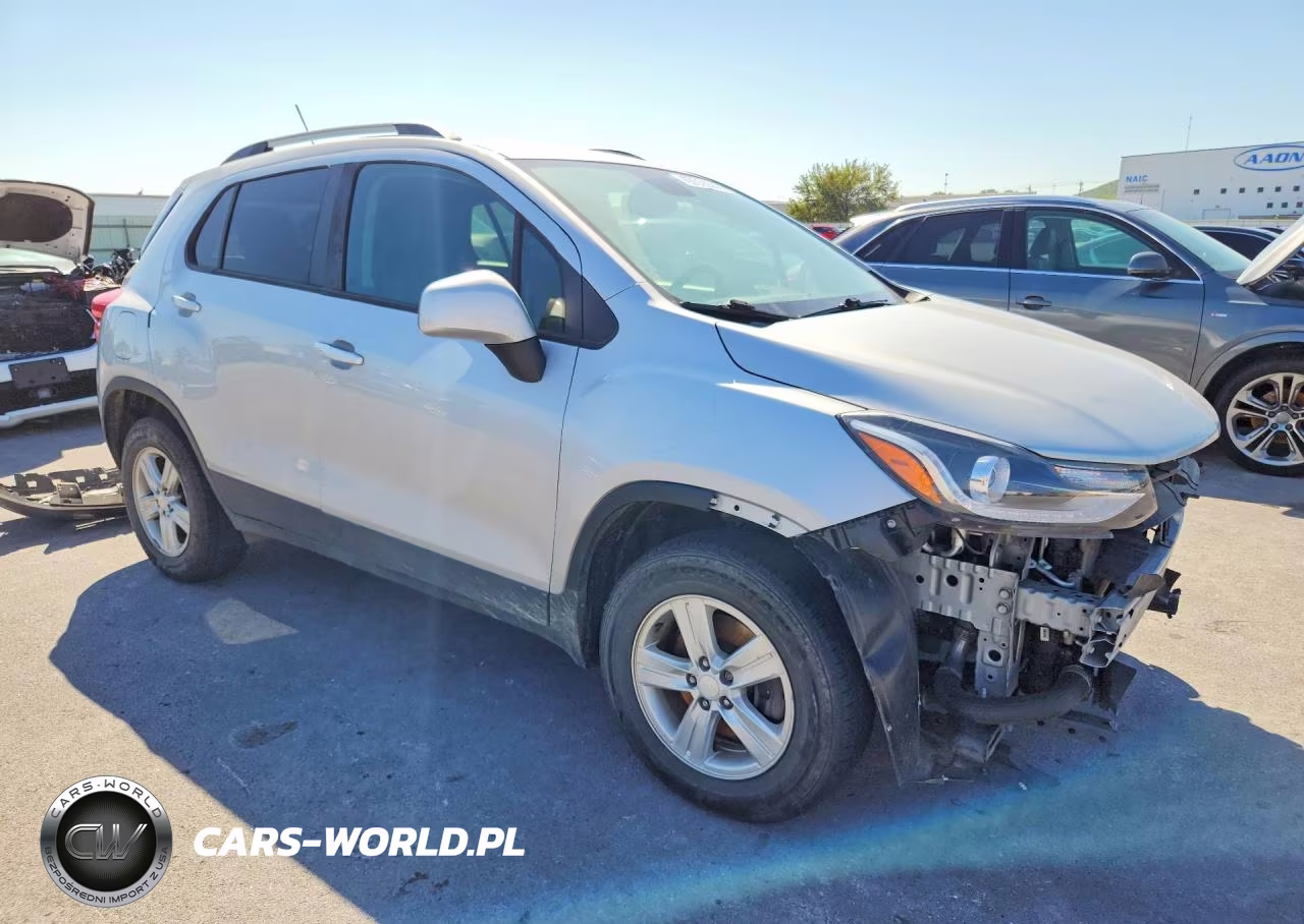 2022 Chevrolet Trax 1Lt VIN:KL7CJPSMXNB502428 - 4