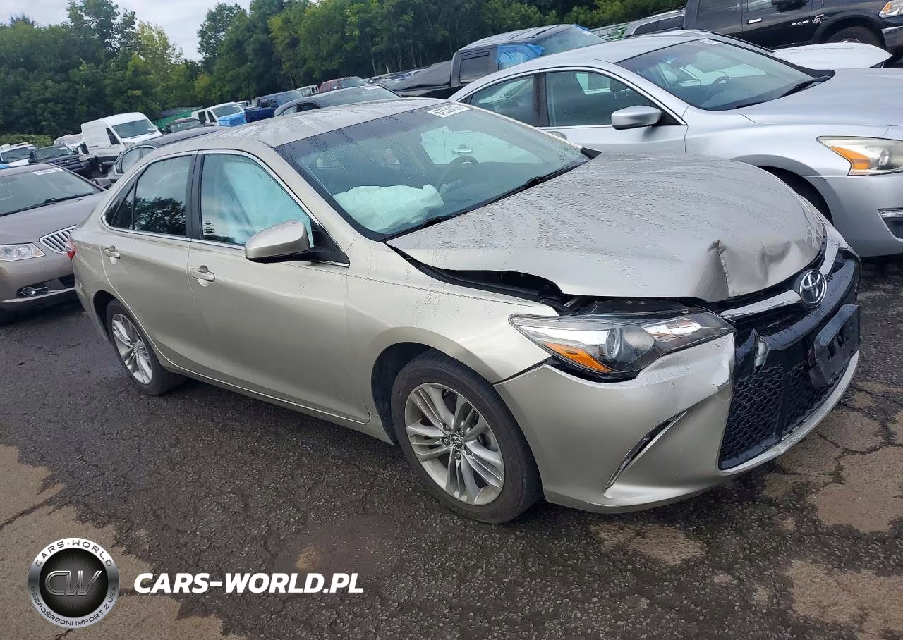 2016 Toyota Camry Se VIN:4T1BF1FK4GU147877 - 4