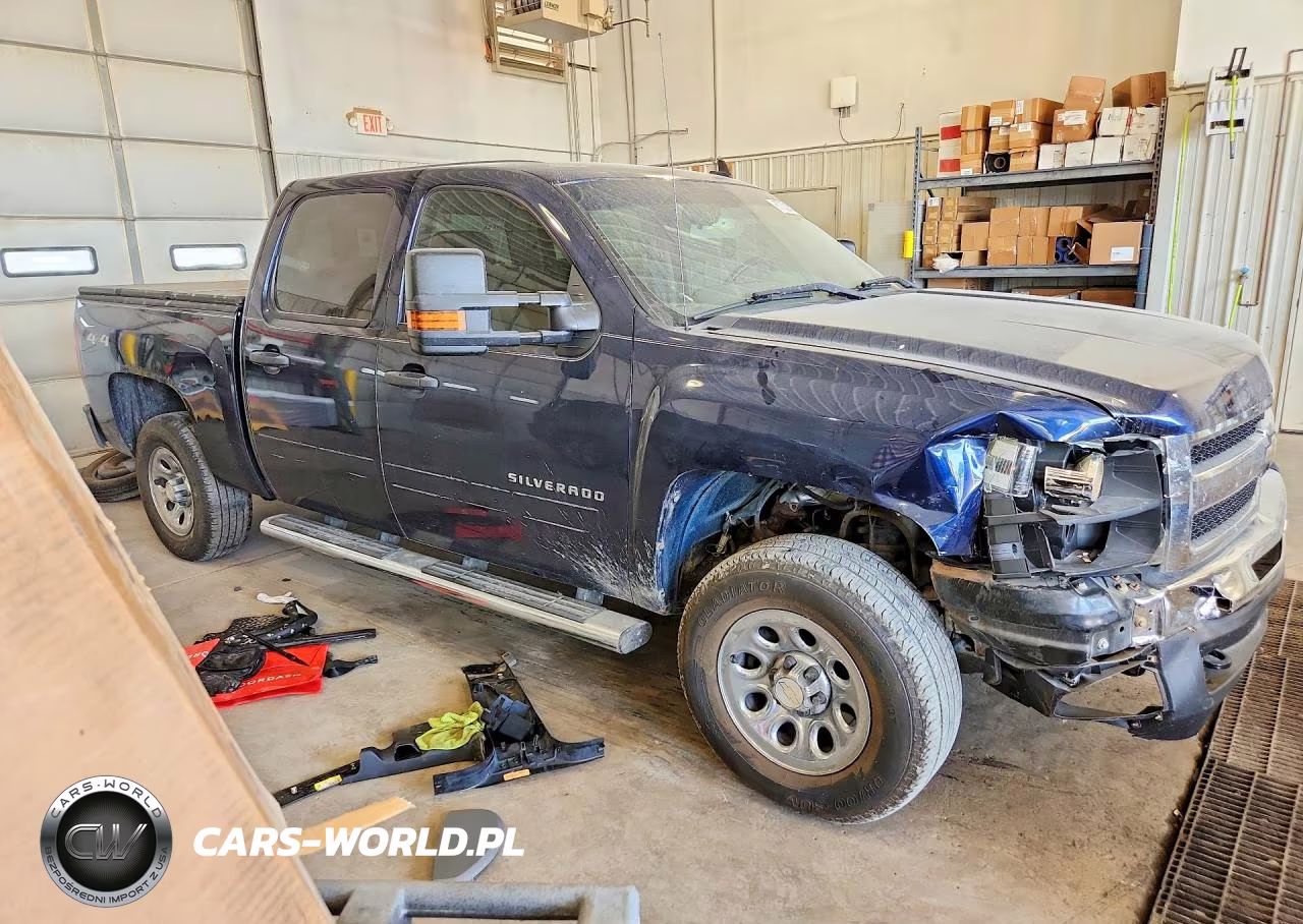 2011 Chevrolet Silverado K1500 Ls VIN:3GCPKREA9BG260846 - 4