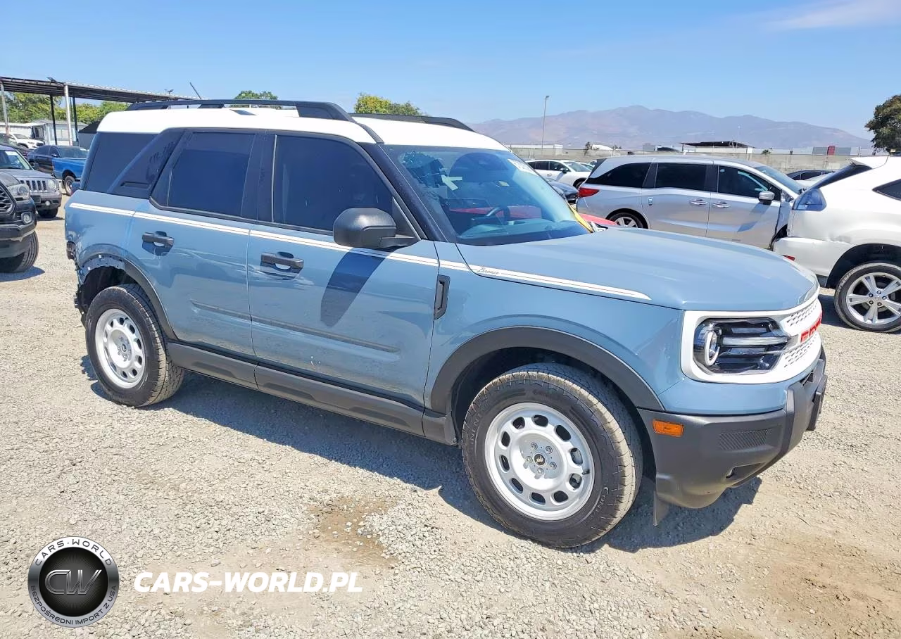 2026 Ford Bronco Sport Heritage VIN:3FMCR9GNXTRE24147 - 4
