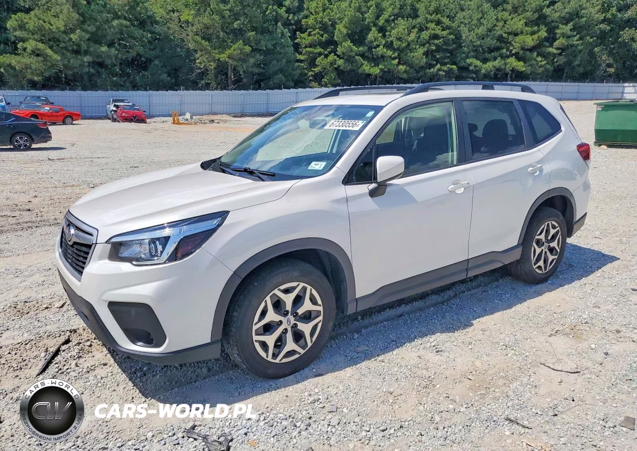 2019 Subaru Forester Premium VIN:JF2SKAEC6KH520804 - 1