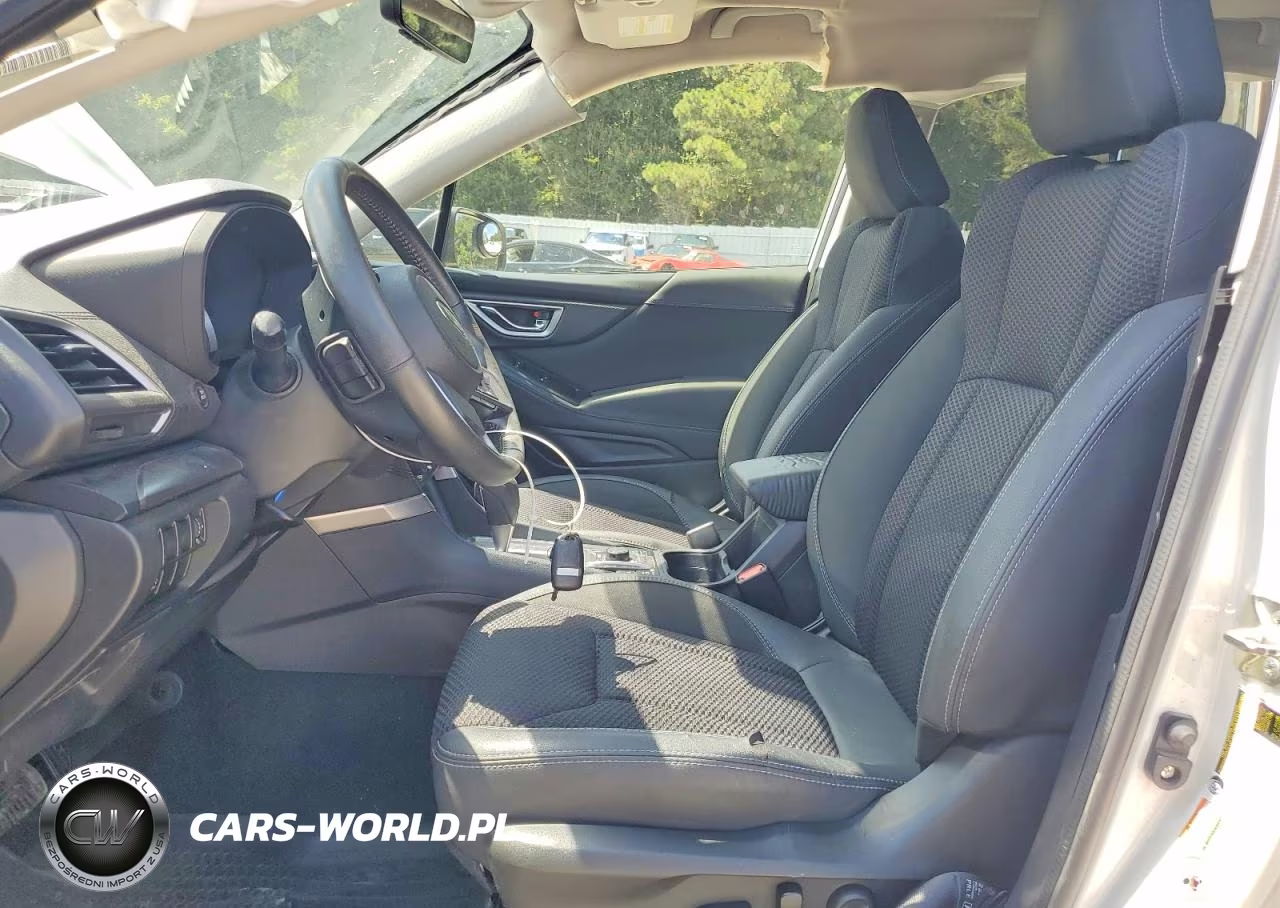 2019 Subaru Forester Premium VIN:JF2SKAEC6KH520804 - 7