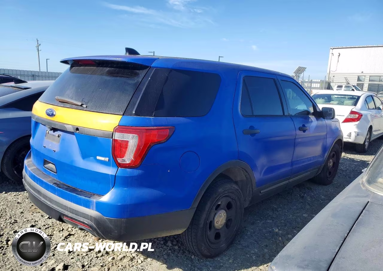 2017 Ford Explorer Police Interceptor VIN:1FM5K8AR9HGB55835 - 3