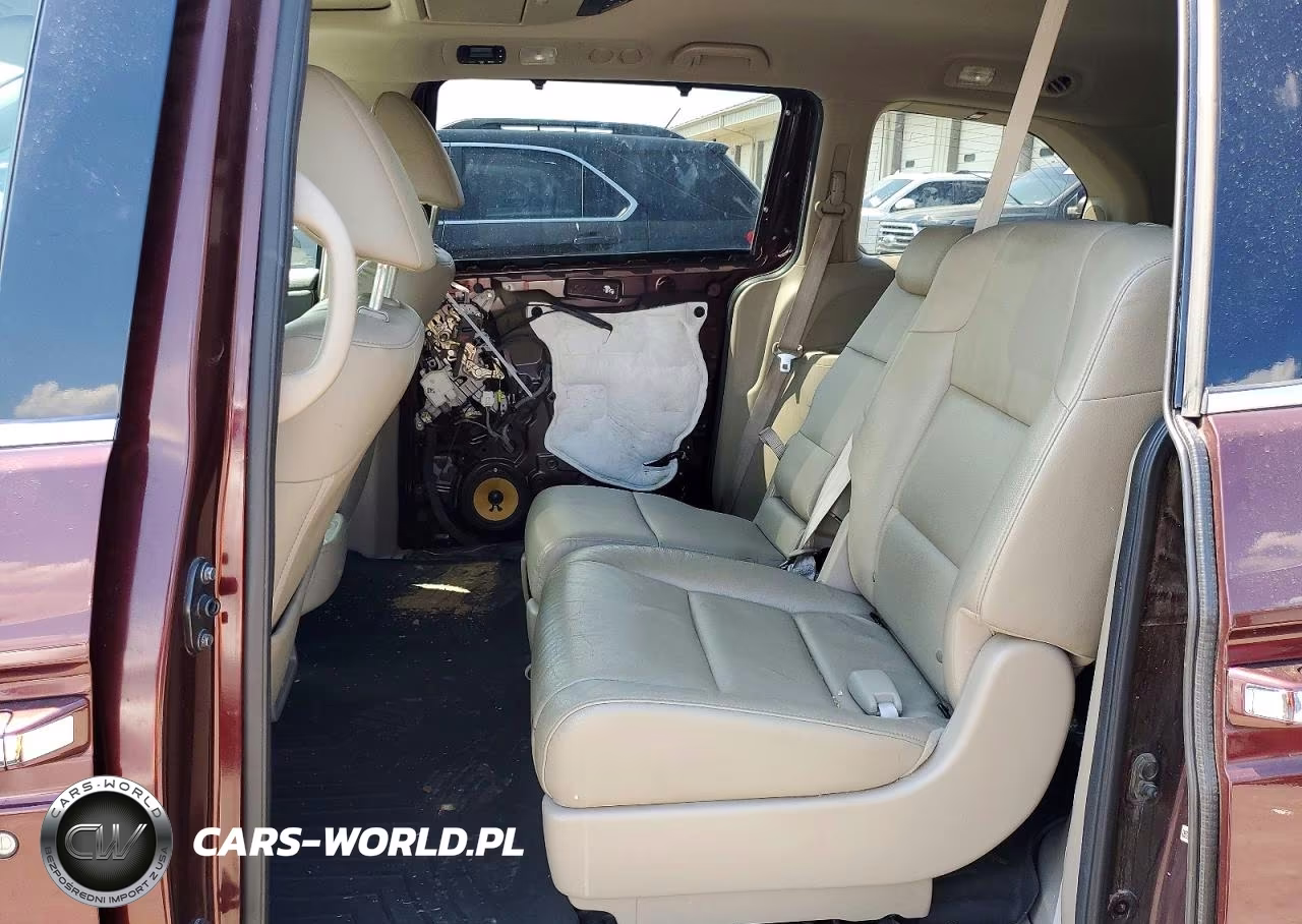 2014 Honda Odyssey Touring VIN:5FNRL5H95EB129889 - 11