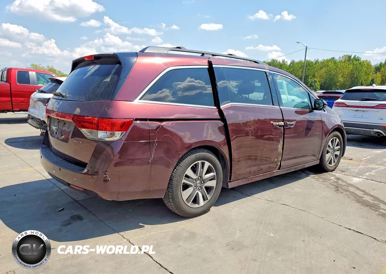 2014 Honda Odyssey Touring VIN:5FNRL5H95EB129889 - 3