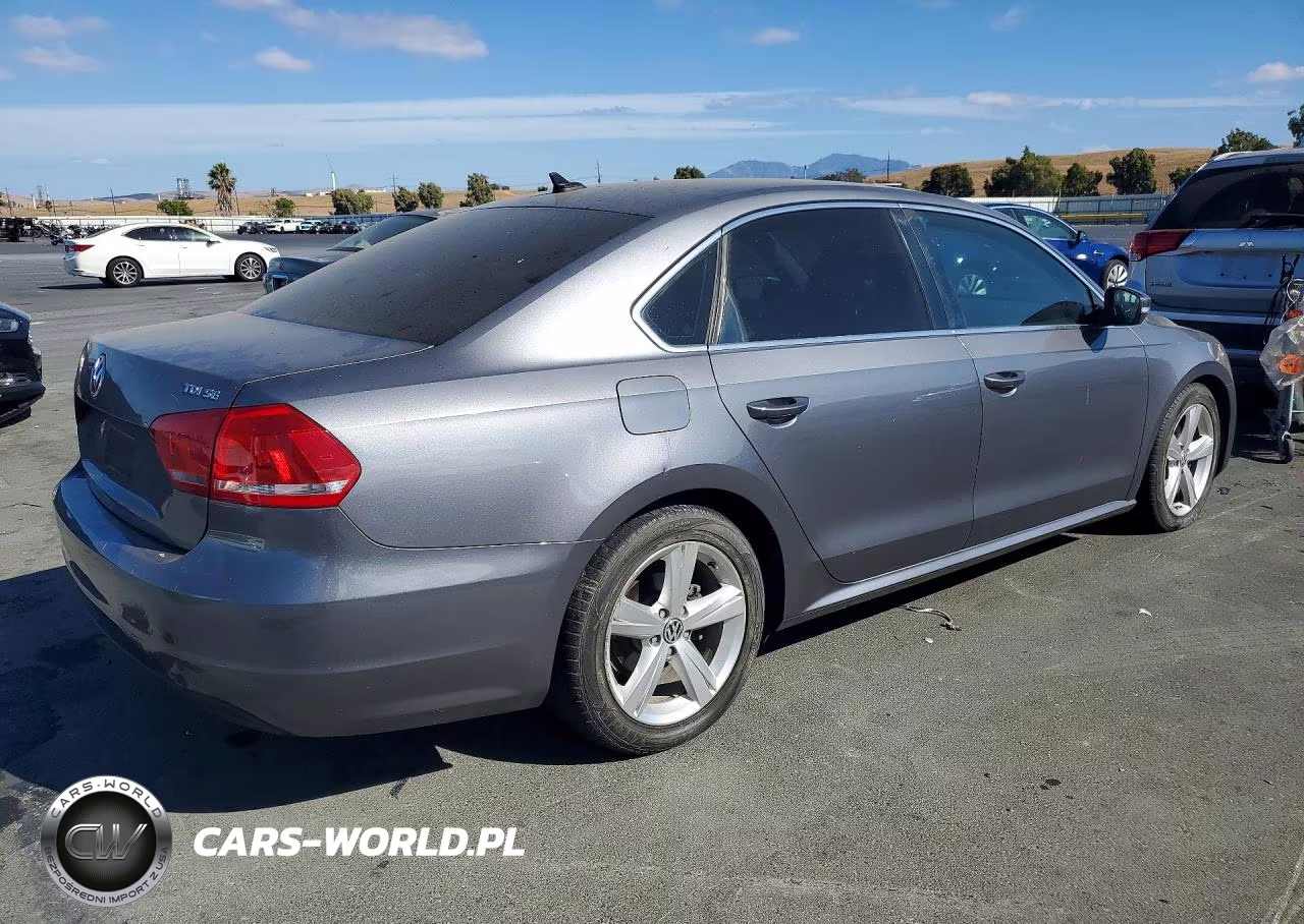 2012 Volkswagen Passat Se VIN:1VWBN7A36CC078858 - 3